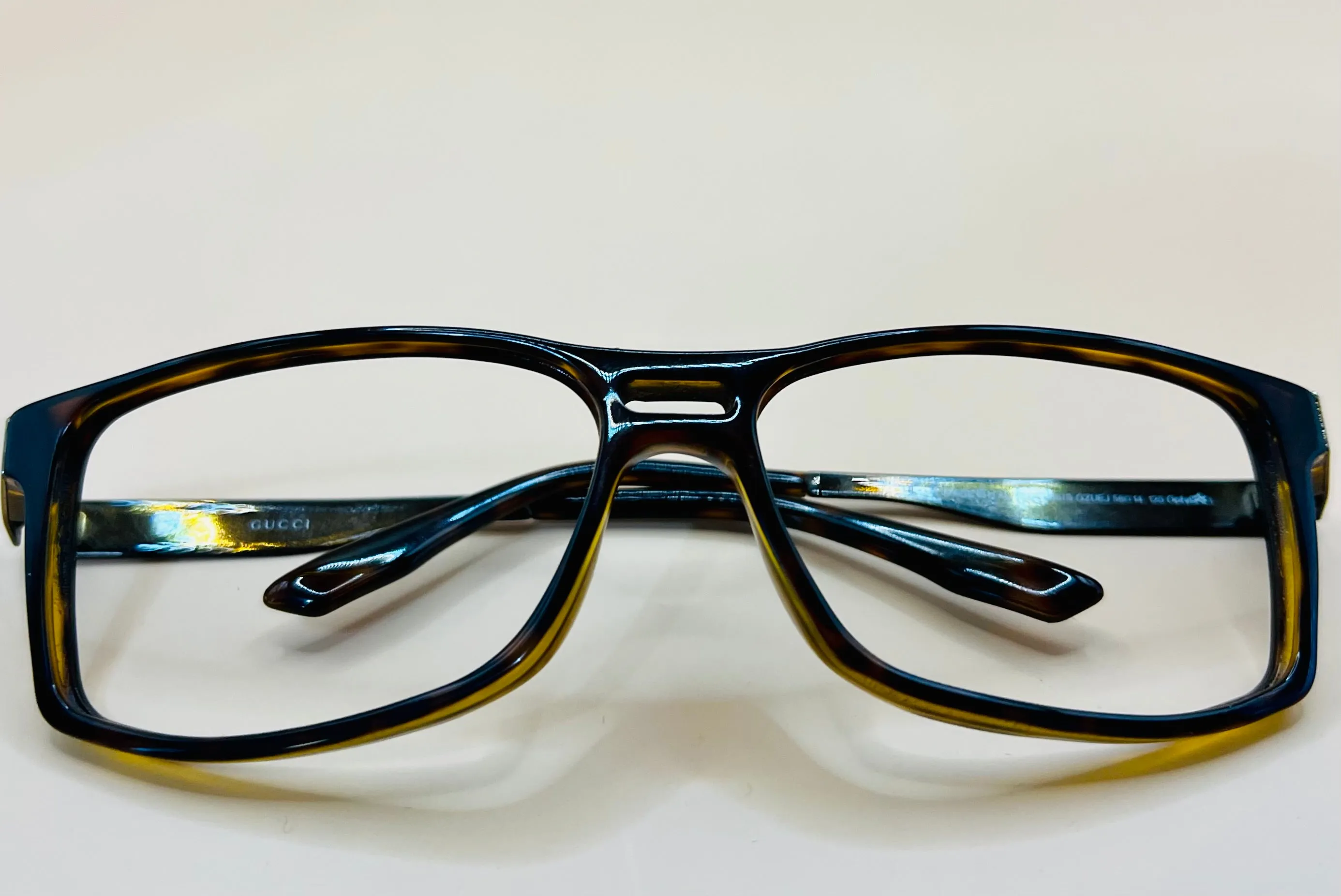 Gucci GG1588/S - QZUEJ / OPTYL Size:56-14-120mm / Frames Only / Refurbished/Mint