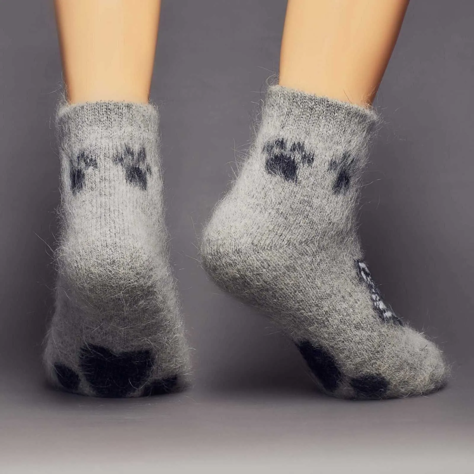 Unisex Lone Wolf Goat Wool Thick Low-Cut Socks